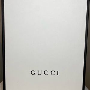 Gucci box